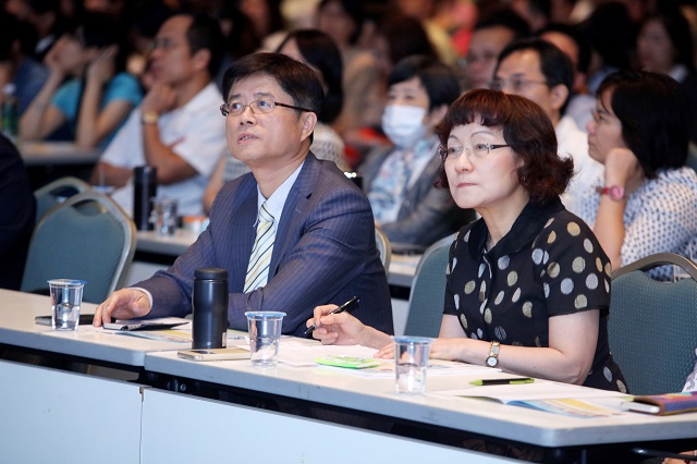 ../Images/Fa04-140.jpg